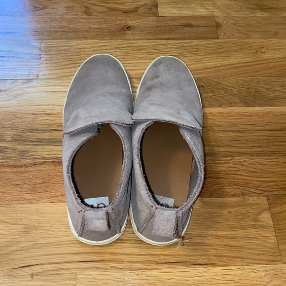 Target Shoes - Picture 2 of 3